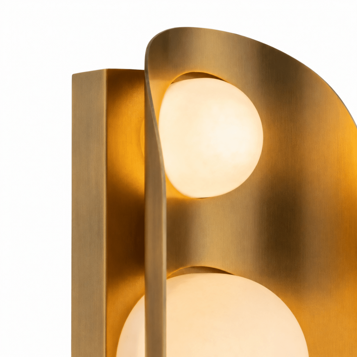 Molari 3 - Light Globe Wall Sconce